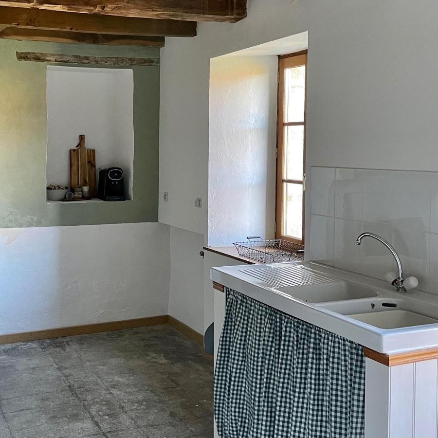 La Chapelle-Saint-Etienne Beautiful Cottage With Private Plunge Pool/Hot Tub - 40 Mins From Puy Du Fou מראה חיצוני תמונה