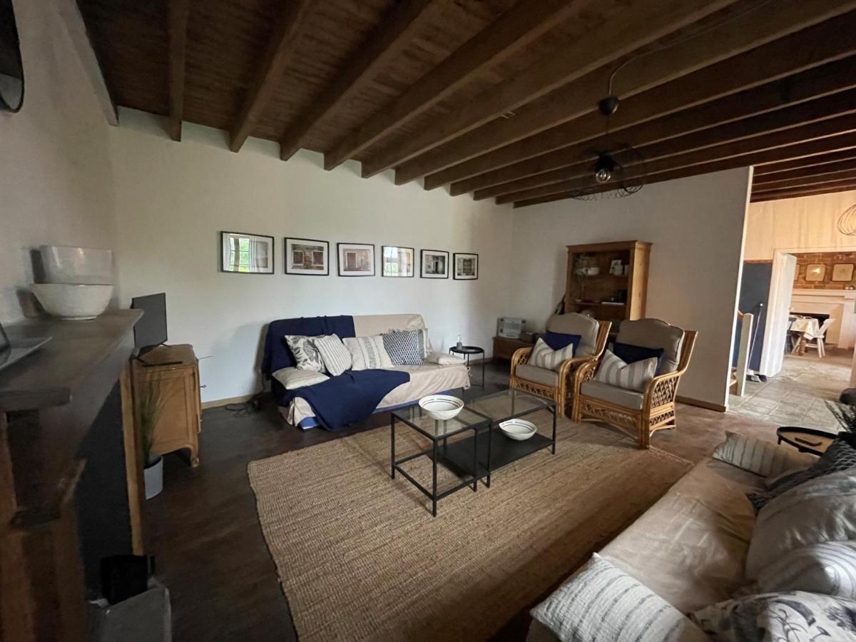 La Chapelle-Saint-Etienne Beautiful Cottage With Private Plunge Pool/Hot Tub - 40 Mins From Puy Du Fou מראה חיצוני תמונה